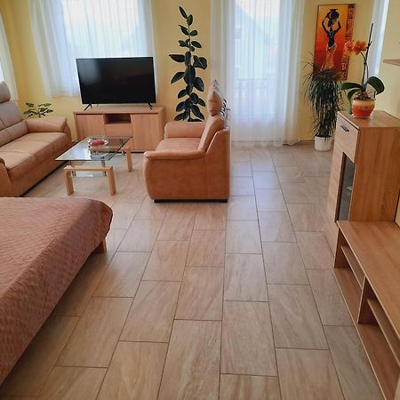 Apartmanház King Hévíz Esterno foto