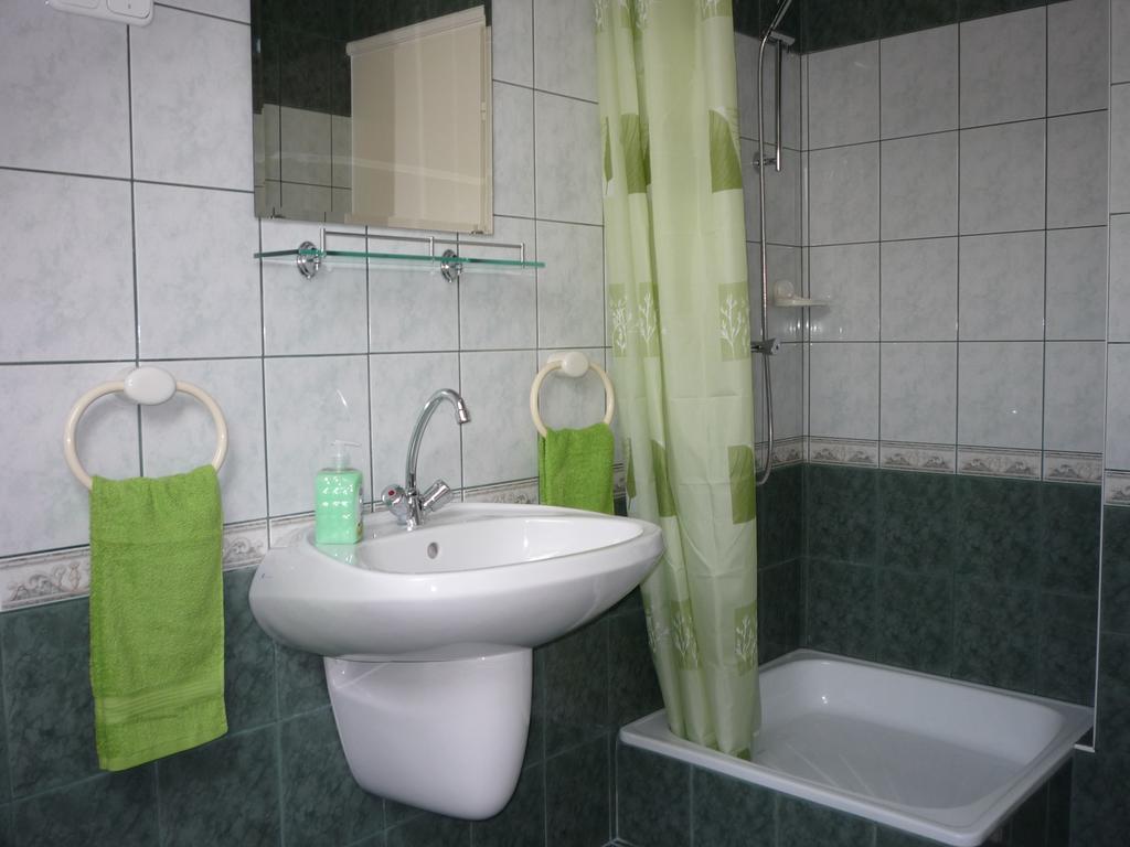Apartmanház King Hévíz Esterno foto