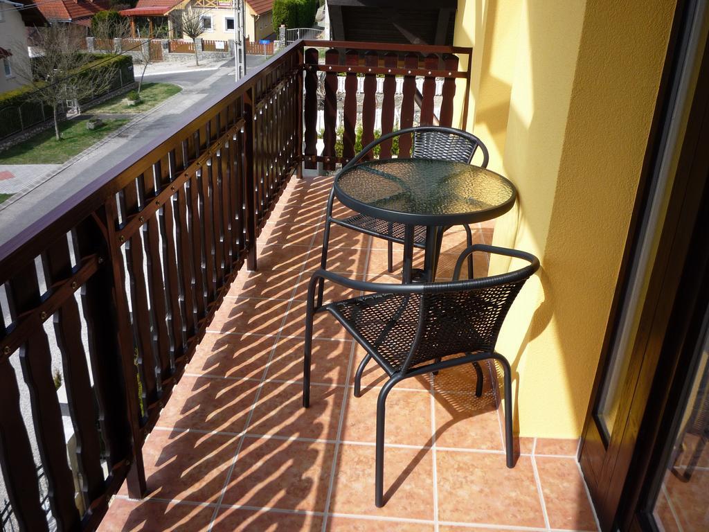 Apartmanház King Hévíz Esterno foto